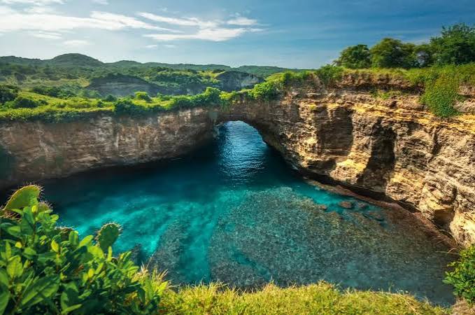 Bali Explorer – Island Adventures & Cultural Wonders